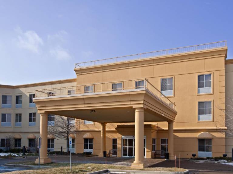 La Quinta Inn & Suites by Wyndham Bannockburn-Deerfield in Deerfield, IL