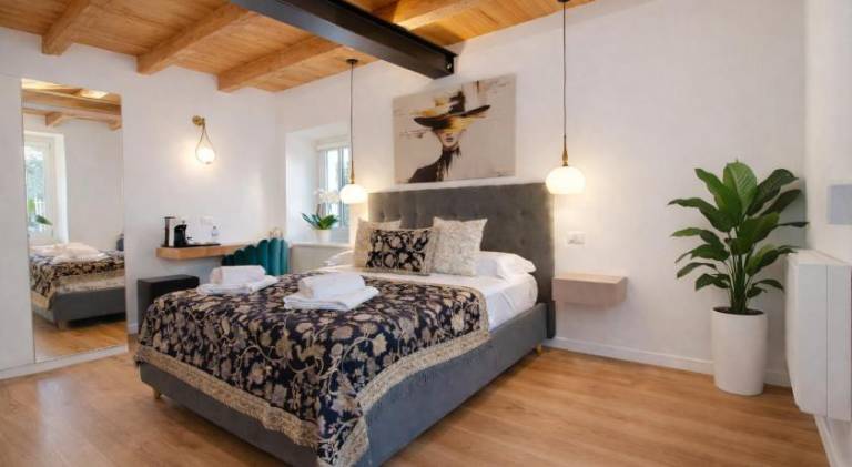 MORRONE Lake Stay in Castelnuovo del Garda