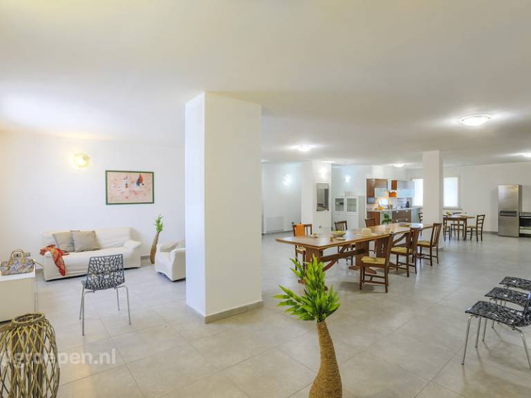 Fully equipped nice house with garden, terrace & private pool | Dogs allowed — photo 2