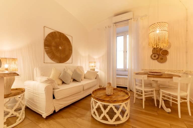 Vatican Luxury Apartment in Vittoria