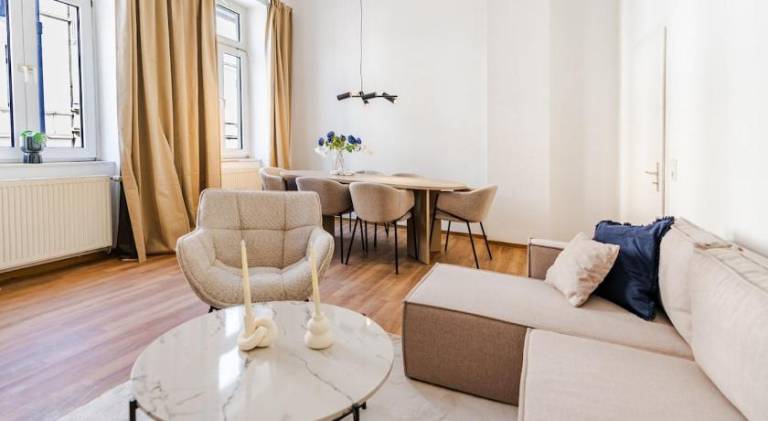 Rental apartment with 2 rooms for 5 persons — photo 2