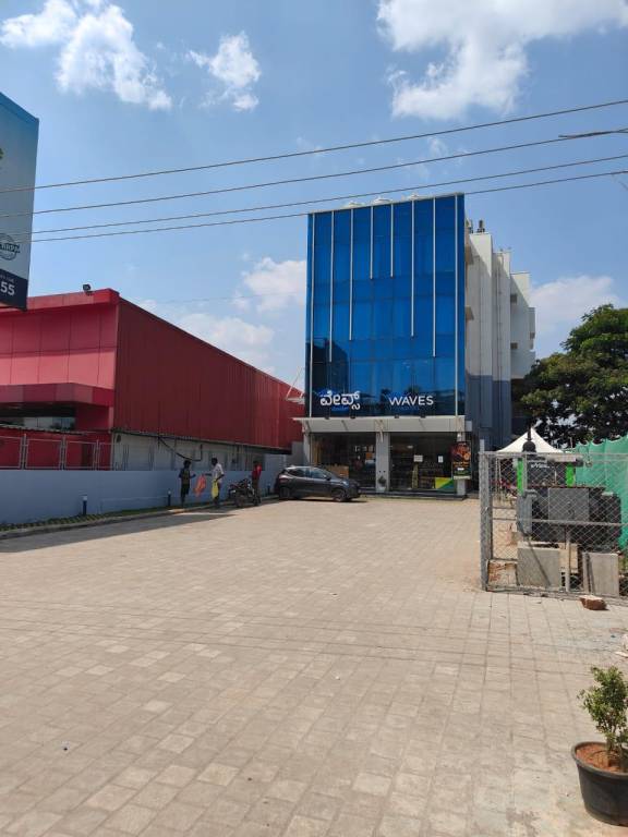 The Waves Hotel Sarjapura