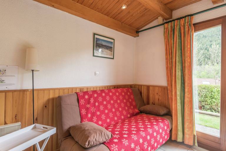 Fully equipped charming chalet with terrace & grill | Mountain view | Pet-friendly — photo 5
