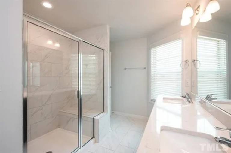 Rental apartment with pool — photo 4