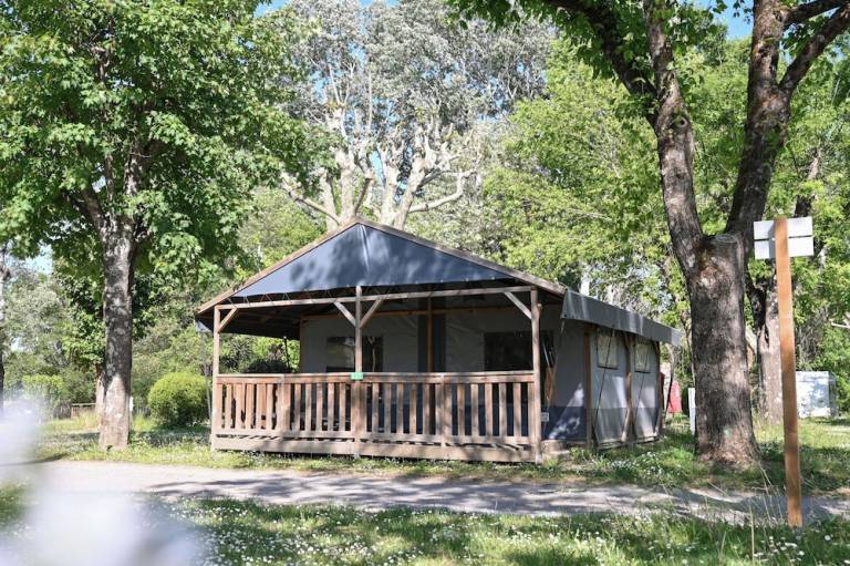 Camping  Joyeuse