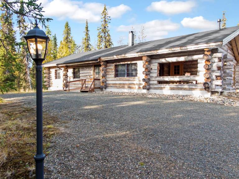 Pleasant vacation home with sauna | Pets allowed in Kolari