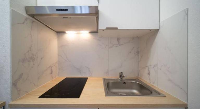 Fully equipped apartment 2 to 4 people St Charles — photo 5