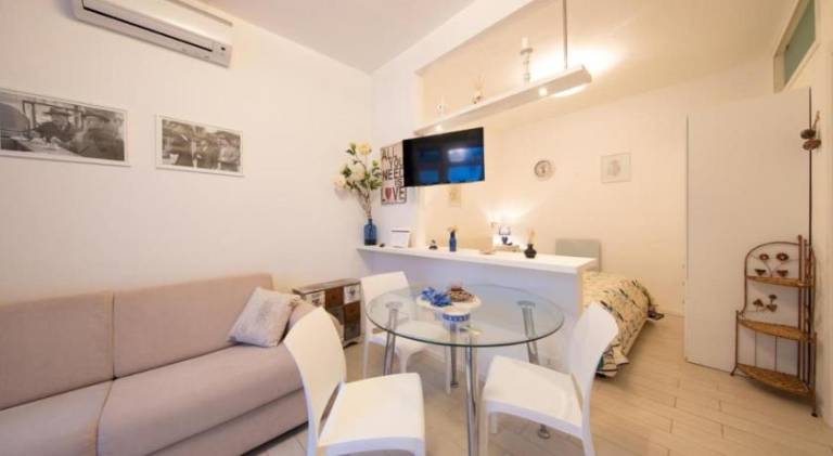 Holiday apartment | Close to the beach | Pets allowed in Cefalù