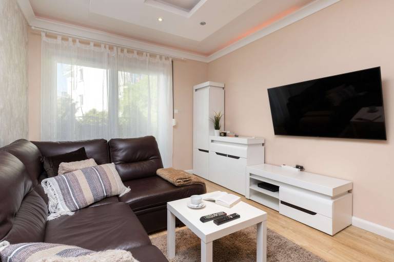 Children-friendly holiday apartment with yard & fast internet | Dogs allowed — photo 2