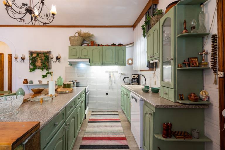 Holiday Home 'Theodora' with Mountain View, Wi-Fi and Air Conditioning — photo 4