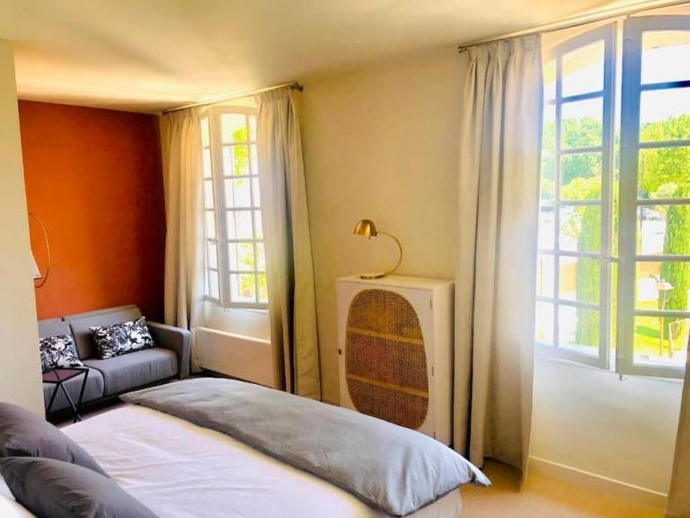 Accommodation Orange