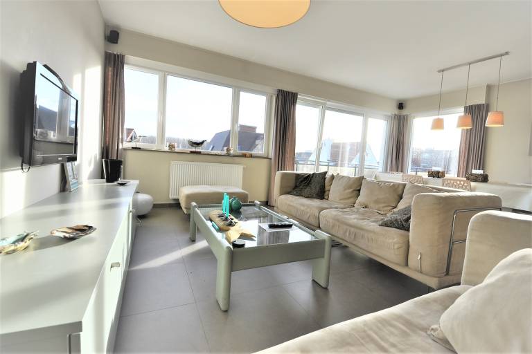 Apartment with 4 rooms for 8 persons in Knokke-Heist