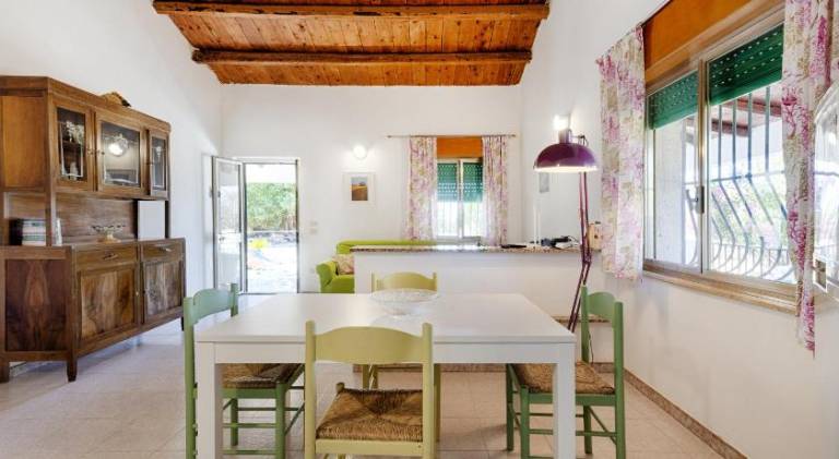 House with garden, terrace & barbecue — photo 5