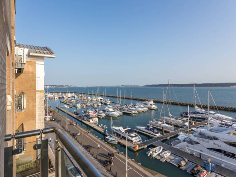 Apartment Sandbanks