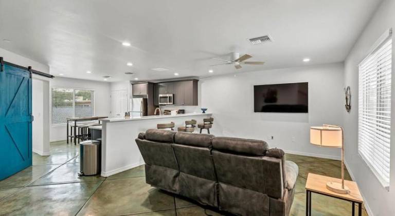 Beautiful vacation home | Pet-friendly — photo 5