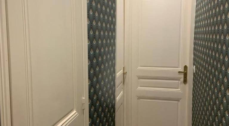 Apartment with patio — photo 5