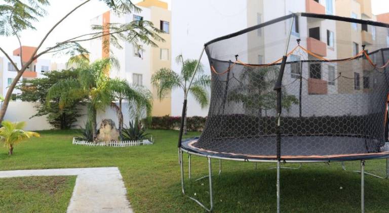 Rental apartment with pool — photo 2