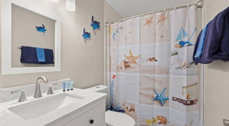 Fully equipped spacious vacation home with barbeque, jacuzzi & garden | Close to the beach | Perfect for remote work | Pets allowed — photo 2