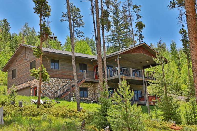 House Grand Lake