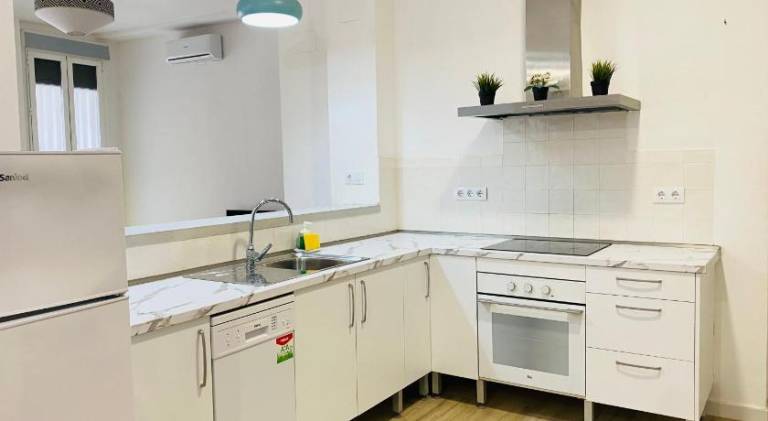 Holiday apartment | Near Seville Cathedral | Perfect for remote work | Pet-friendly — photo 4