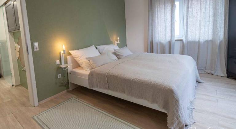 Rental apartment with 5 rooms for 12 persons in Heilbronn
