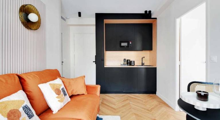 Holiday apartment with 1 room for 4 persons in Vanves