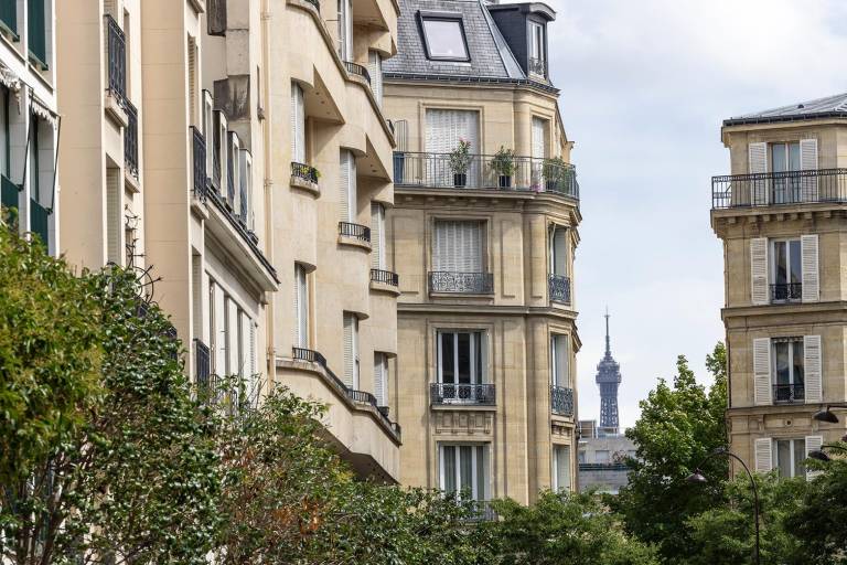 Hotel Charlemagne in Puteaux