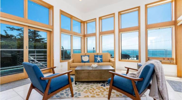 Luxury Beachfront Penthouse Walk to the Beach Restaurants Entertainment — photo 2
