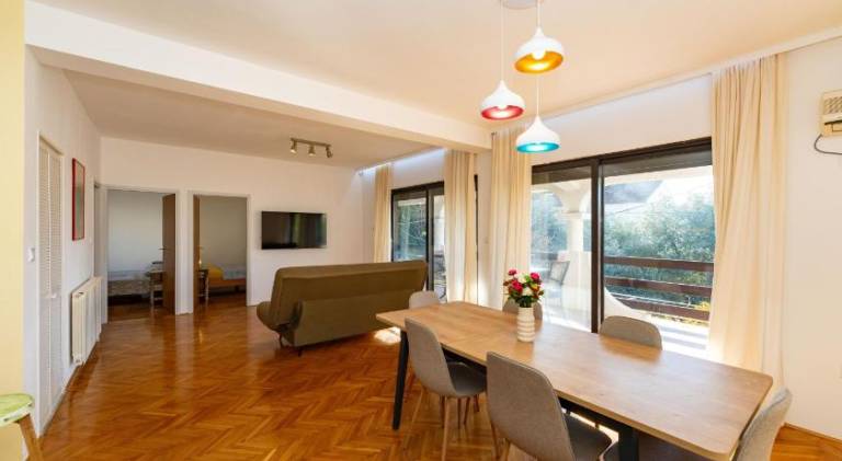 Beautiful apartment with terrace & garden | Good for workation | Pet-friendly — photo 3