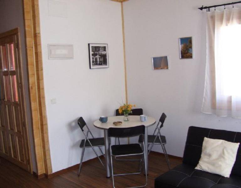Apartment 'Fuente Vilda' with Private Terrace, Private Garden and Air Conditioning — photo 2