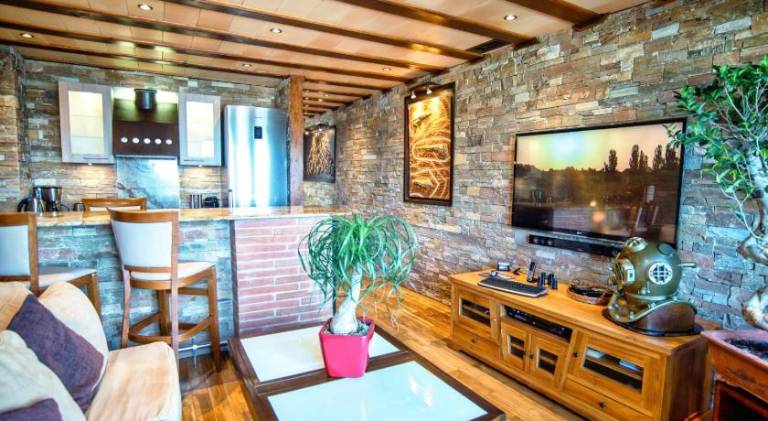 Apartment with 1 room for 4 persons — photo 4