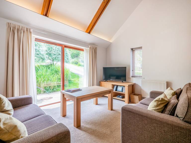 Family-friendly charming cottage with pool, garden & barbecue | Pet-friendly — photo 4