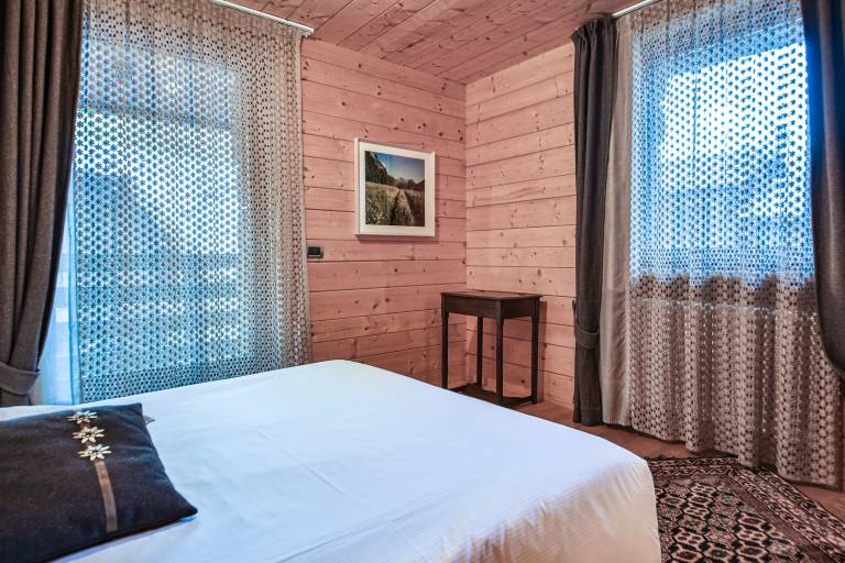 Dedicated room with yard, fast internet & sauna | Mountain view | Good for workation — photo 3