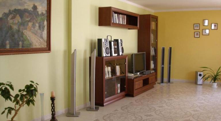 Holiday apartment with 3 rooms for 8 persons — photo 5