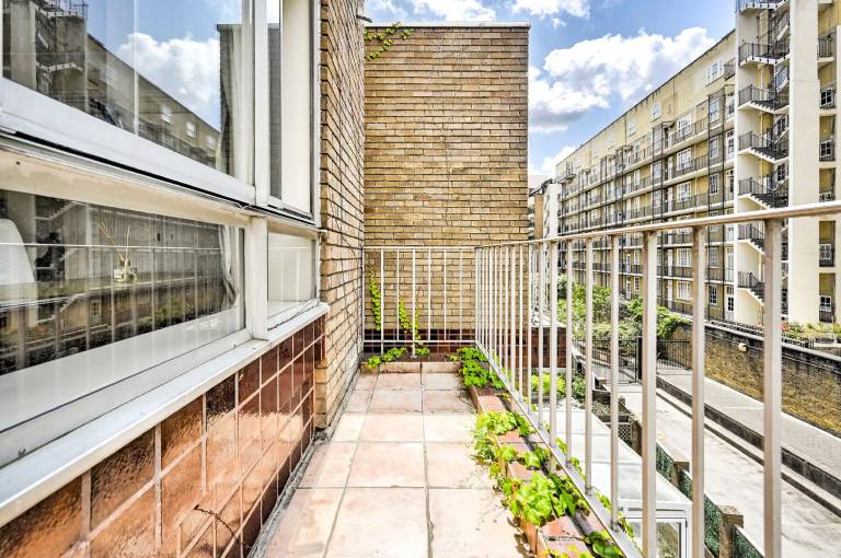Beautiful vacation home | Next to Buckingham Palace | Perfect for remote work | Pet-friendly — photo 5