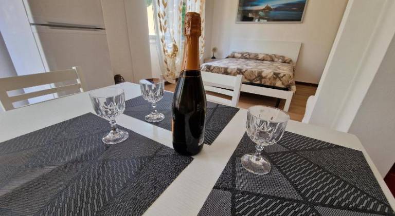 Rental apartment with 1 room for 3 persons — photo 3