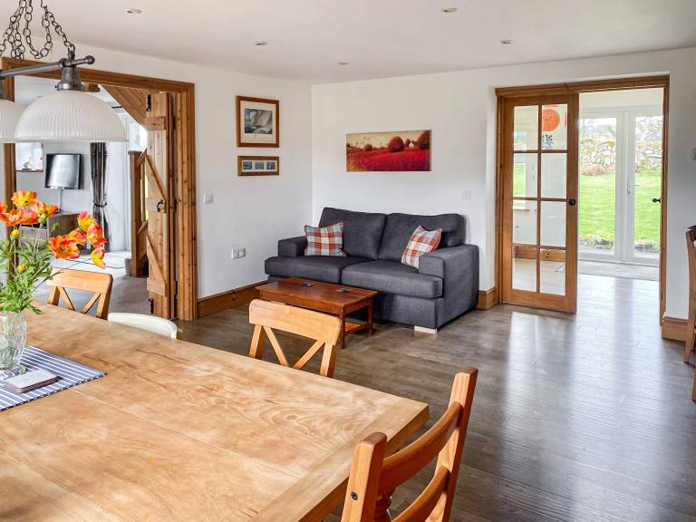 Child-friendly wonderful cottage with garden | Dogs allowed — photo 4