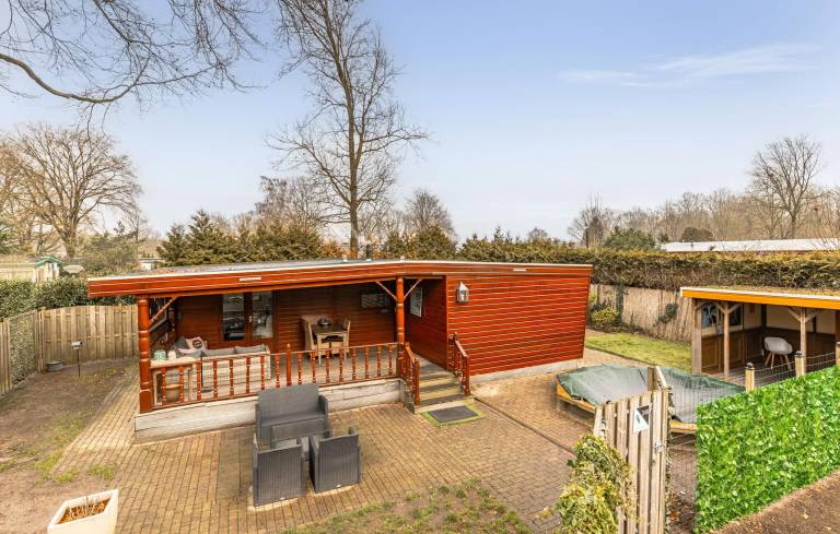 Voll ausgestattetes Ferienhaus mit Garten, Sauna und privatem Pool | Strand in der Nähe | Haustiere erlaubt