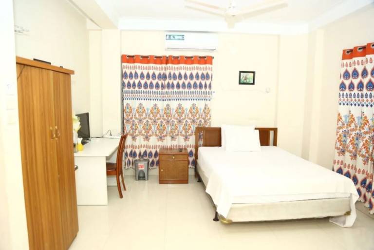 House  Uttara