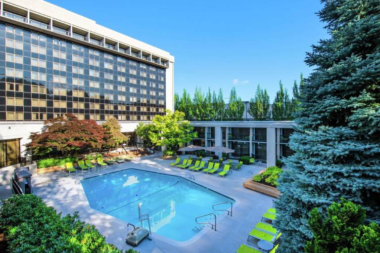 DoubleTree by Hilton Portland, OR — photo 2