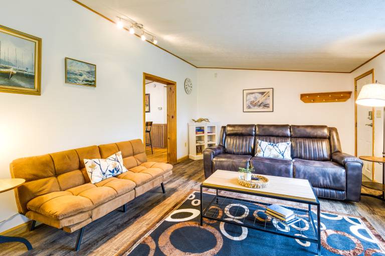 Charming Watkins Glen Home w/ Deck & Yard! — photo 5