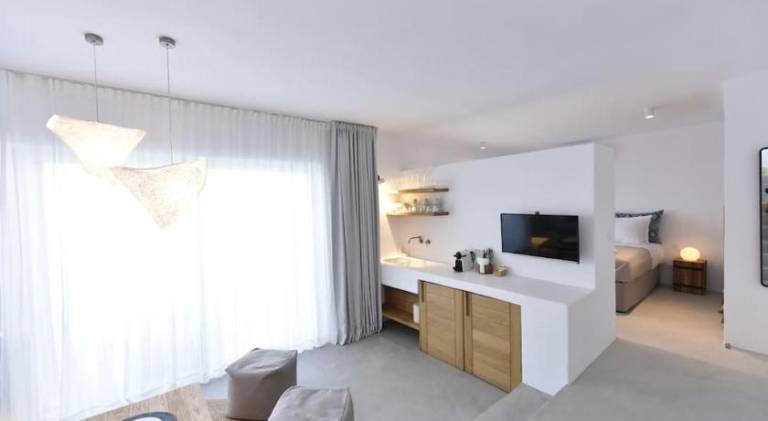 Spacious villa with patio & private pool | Good for workation | Pets are welcome — photo 2