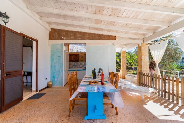 Vacation home with terrace — photo 3