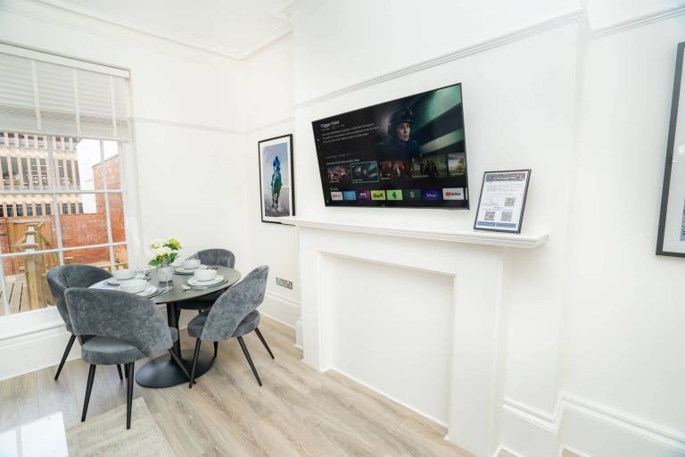 Apartment  Cheltenham