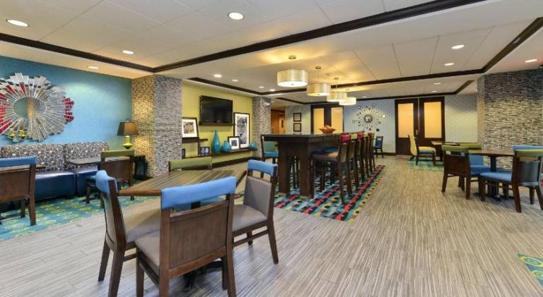 Hampton Inn Iowa City/University Area — photo 4