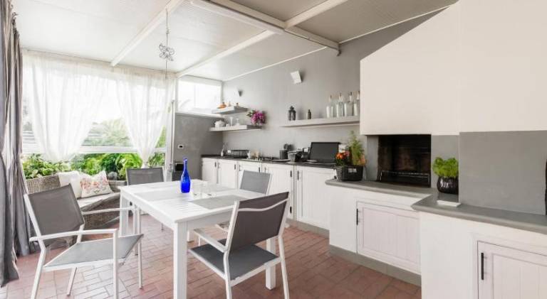 Child-friendly beautiful lodge with grill, terrace & yard | Close to the beach | Perfect for remote work | Dogs allowed — photo 2