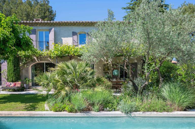 Charming villa with AC in Alpilles — photo 2