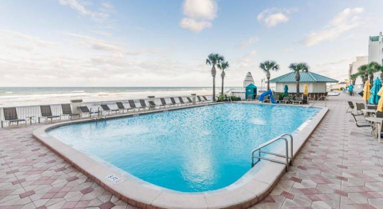 Oceanfront Condo at Daytona Beach Resort — photo 5