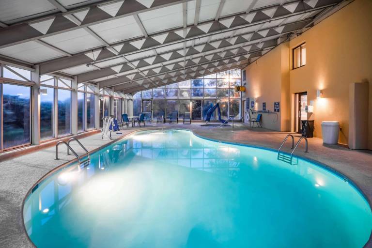 La Quinta Inn & Suites by Wyndham Nashville Franklin — photo 5