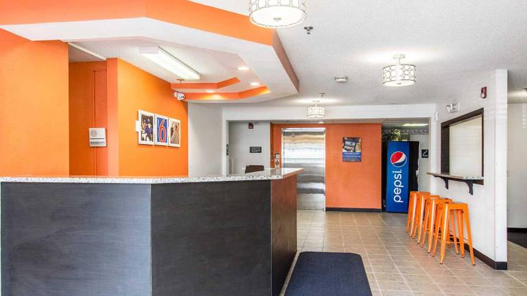 Motel 6 Streetsboro, OH — photo 4
